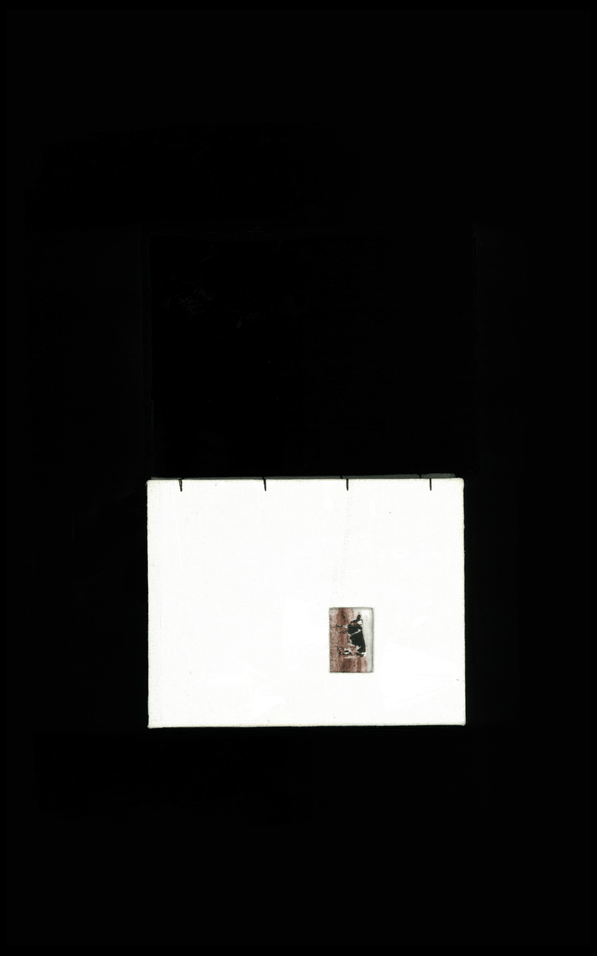 animated thumbnail with pages from the magazine